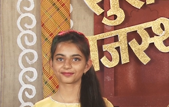 हेमा ड़ागी ने जीती बेस्ट सिंगर ऑफ राजस्थान की ट्राफी हेमा ड़ागी ने जीती बेस्ट सिंगर ऑफ राजस्थान की ट्राफी