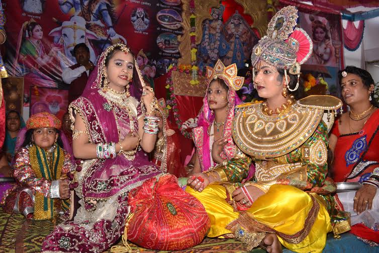 प्रभुभक्ति में सर्मपण का भाव जरूरी - महाराज 