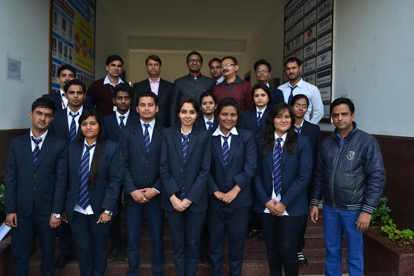 गिट्स के १४ विद्यार्थियों का इंडसइण्ड बैंक लिमिटेड में चयन