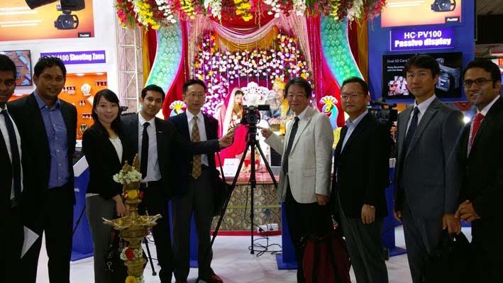 Panasonic launches a Full-HD wedding camcorder