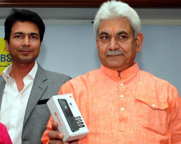BSNL, Micromax Launch Bharat-1 4G Feature Phone at Rs 2,200 BSNL, Micromax Launch Bharat-1 4G Feature Phone at Rs 2,200
