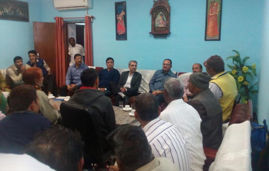 जोधपुर मंड़ल रेल प्रबन्धक की रेलवे खानपान लाईसेंसधारकों के साथ मीटिंग । जोधपुर मंड़ल रेल प्रबन्धक की रेलवे खानपान लाईसेंसधारकों के साथ मीटिंग ।