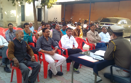 सीएलजी बैठक में सड़क सुरक्षा अपराधों की रोकथाम पर चर्चा सीएलजी बैठक में सड़क सुरक्षा अपराधों की रोकथाम पर चर्चा
