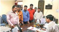 एसबीसी के विद्यार्थियों के लिए छात्रावास खोलने की मांग एसबीसी के विद्यार्थियों के लिए छात्रावास खोलने की मांग