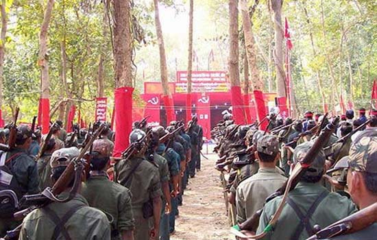 छत्तीसगढ़ के सुकमा जिले में नक्सलियों ने किया IED ब्लास्ट, CRPF के 8 जवान शहीद छत्तीसगढ़ के सुकमा जिले में नक्सलियों ने किया IED ब्लास्ट, CRPF के 8 जवान शहीद
