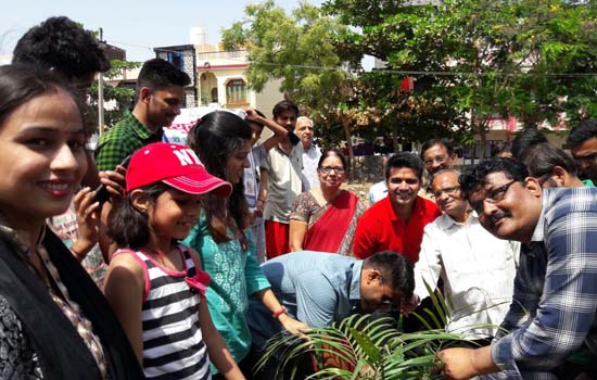 बांसवाड़ा को ‘ब्यूटिफुल’ बनाने की मुहिम परवान पर बांसवाड़ा को ‘ब्यूटिफुल’ बनाने की मुहिम परवान पर