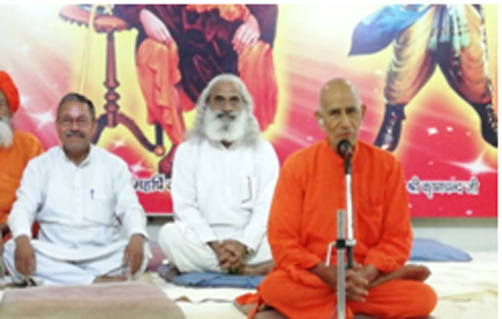 हमारे पास जो धन व दौलत है वह यहीं छूट जाने वाली हैः स्वामी चित्तेश्वरानन्द हमारे पास जो धन व दौलत है वह यहीं छूट जाने वाली हैः स्वामी चित्तेश्वरानन्द