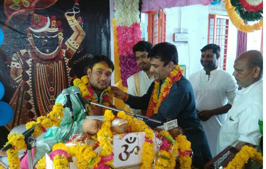कृष्ण भक्ति भी औषधि का काम करती है-आचार्य समेंत शास्त्री कृष्ण भक्ति भी औषधि का काम करती है-आचार्य समेंत शास्त्री