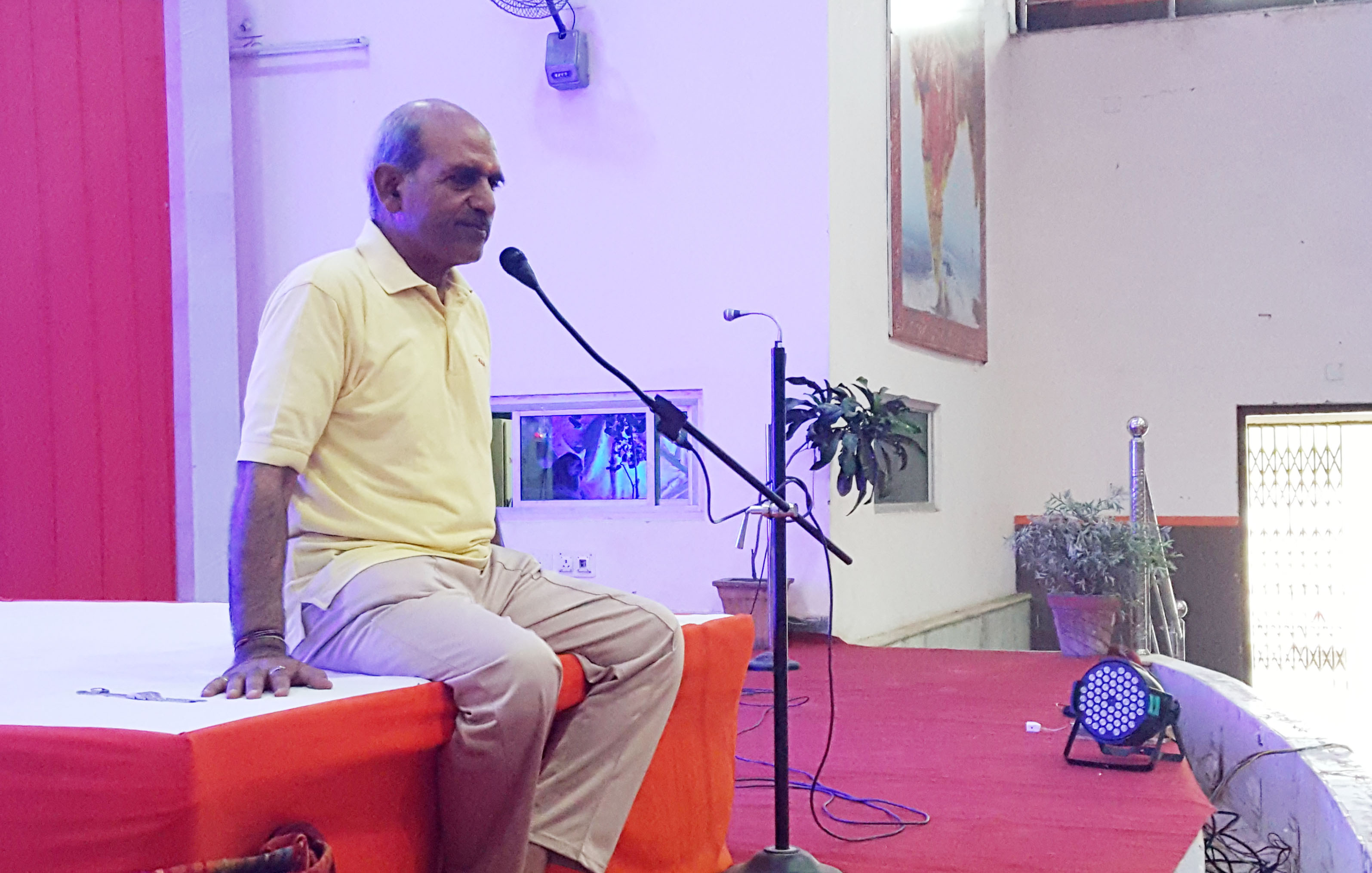 गंभीर बीमारियों का इलाज योग निद्रा से संभव गंभीर बीमारियों का इलाज योग निद्रा से संभव