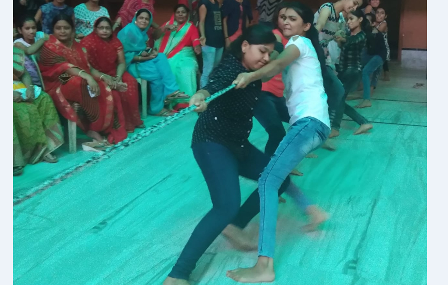 रस्सा कस्सी में बालिकाओं ने लिया बढ चढकर हिस्सा रस्सा कस्सी में बालिकाओं ने लिया बढ चढकर हिस्सा