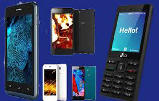 जियोनया फोन Rs 2999 में 15 अगस्त से : जियोनया फोन Rs 2999 में 15 अगस्त से :
