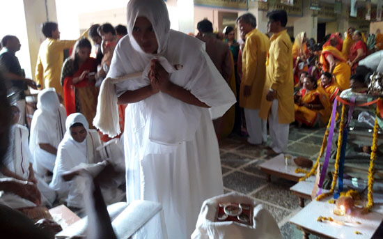 व्यक्ति को परमात्मा को पाने का प्रयास करना चाहिए- आचार्य व्यक्ति को परमात्मा को पाने का प्रयास करना चाहिए- आचार्य