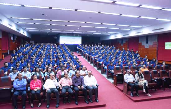 २३ राज्यों से ६१ कॉलेजों के २५० इंजीनियर्स की  हिन्दुस्तान जिंक में नियुक्ति 
