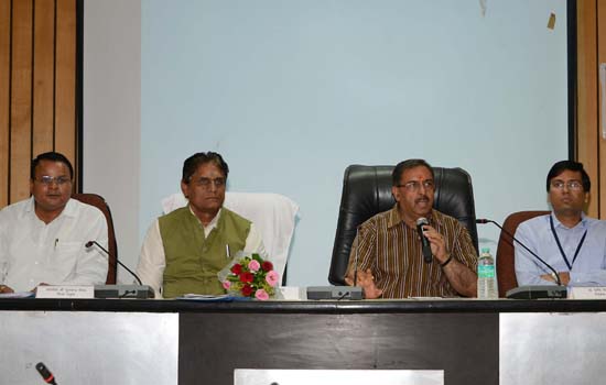 राष्ट्रीय वयोश्री योजना की बैठक राष्ट्रीय वयोश्री योजना की बैठक