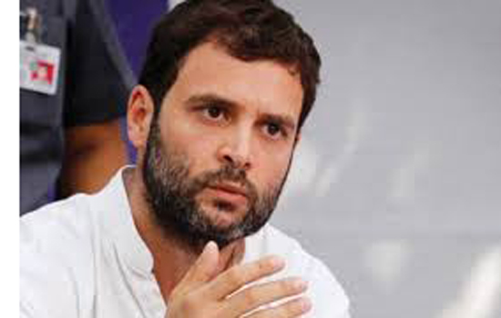 ट्विटर पर राहुल झप्पी के बाद चुटकुलों की बाढ़ ट्विटर पर राहुल झप्पी के बाद चुटकुलों की बाढ़