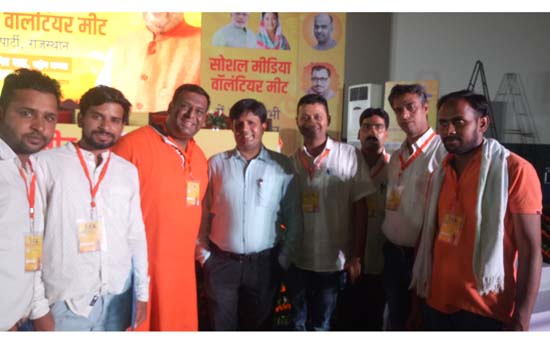सोशल मीडिया के साईबर योद्धाओं को शाह ने दिया जीत का मंत्र सोशल मीडिया के साईबर योद्धाओं को शाह ने दिया जीत का मंत्र