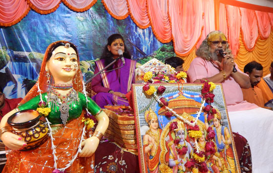 तपोभूमि लालीवाव मठ में यज्ञ पूर्णाहुति से नानी बाई रो मायरों कथा तपोभूमि लालीवाव मठ में यज्ञ पूर्णाहुति से नानी बाई रो मायरों कथा