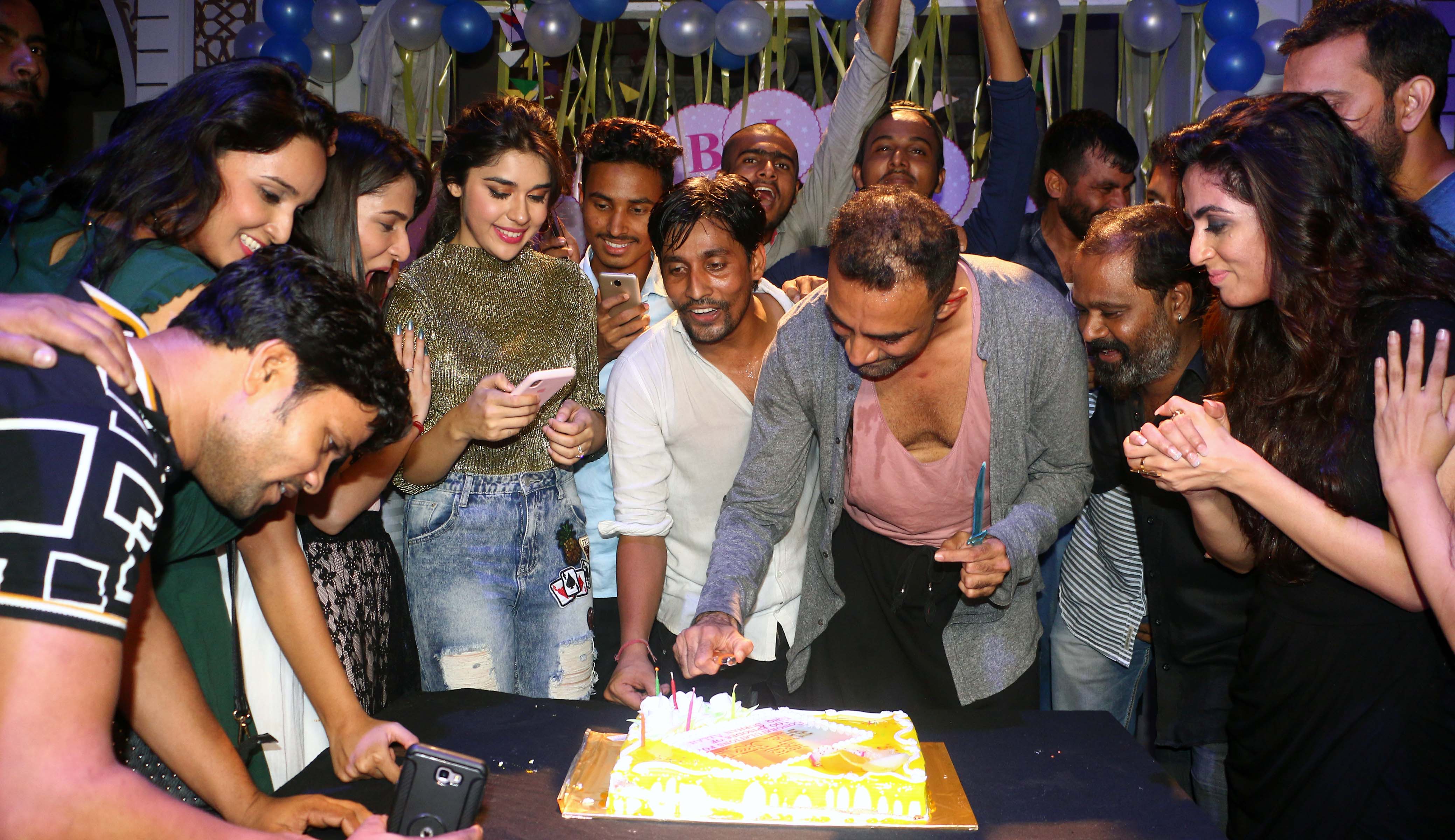 Celebration on completion 100 episodes- Ishq Subhan Allah Celebration on completion 100 episodes- Ishq Subhan Allah