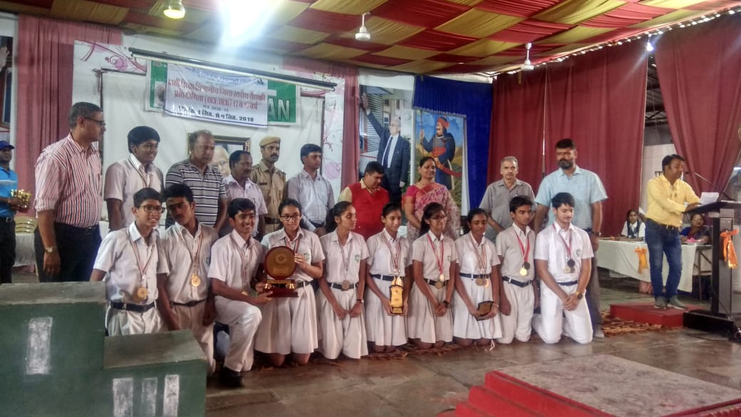 तैराकी अंडर-१७ व १९ में डीपीएस, उदयपुर की जनरल चैम्पियनषिप तैराकी अंडर-१७ व १९ में डीपीएस, उदयपुर की जनरल चैम्पियनषिप