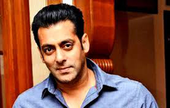 सलमान ‘बिग बॉस सीजन 12’ के लिए लेंगे 300 करोड़ सलमान ‘बिग बॉस सीजन 12’ के लिए लेंगे 300 करोड़