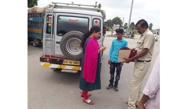 प्रादेशिक परिवहन क्षेत्र में रिफ्लेक्टर डे, सीट बेल्ट मोबाइल-डे मनाया प्रादेशिक परिवहन क्षेत्र में रिफ्लेक्टर डे, सीट बेल्ट मोबाइल-डे मनाया