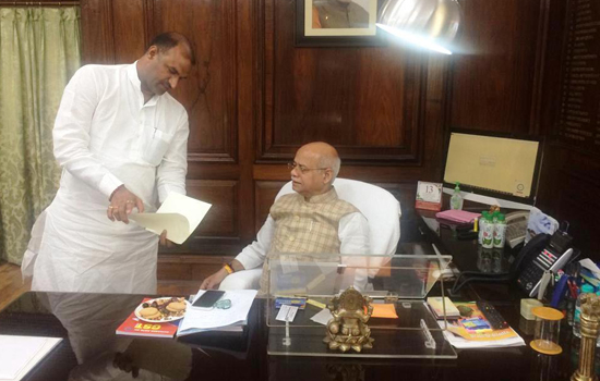 अफीम पॉलिसी में अधिकाधिक किसानों को मिले लाभ-जोशी अफीम पॉलिसी में अधिकाधिक किसानों को मिले लाभ-जोशी