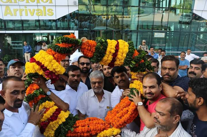 महासचिव डॉ सी.पी. जोशी का कांग्रेस कार्यकर्ताओ ने किया गर्मजोशी से स्वागत