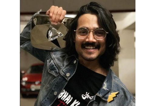 Another first: Bhuvan Bam becomes first Indian YouTuber to receive the coveted ‘Diamond Play Button’ Another first: Bhuvan Bam becomes first Indian YouTuber to receive the coveted ‘Diamond Play Button’