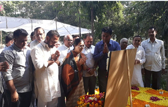 स्वतंत्रता सैनानी एवं पूर्व गृहमंत्री स्व. गुलाबसिंह जी शक्तावत की पुण्यतिथि पर पुष्पाजंलि अर्पित 