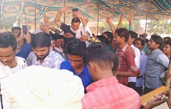 बाड़मेर की रिको एरिया स्थित मेघवाल समाज शैक्षणिक शोध संस्थान मैं हुई बैठक बाड़मेर की रिको एरिया स्थित मेघवाल समाज शैक्षणिक शोध संस्थान मैं हुई बैठक