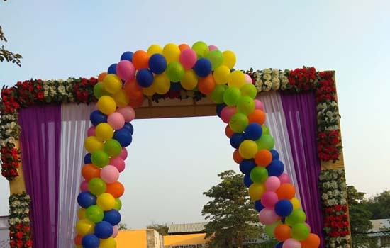 रेड कारपेट और गुलाब के फुलों से होगा जिंक नगर में मतदाता का स्वागत रेड कारपेट और गुलाब के फुलों से होगा जिंक नगर में मतदाता का स्वागत