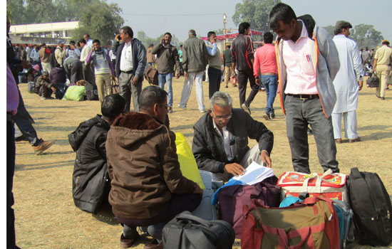 मतदानकर्मी अंतिम प्रशिक्षण लेकर हुए रवाना मतदानकर्मी अंतिम प्रशिक्षण लेकर हुए रवाना