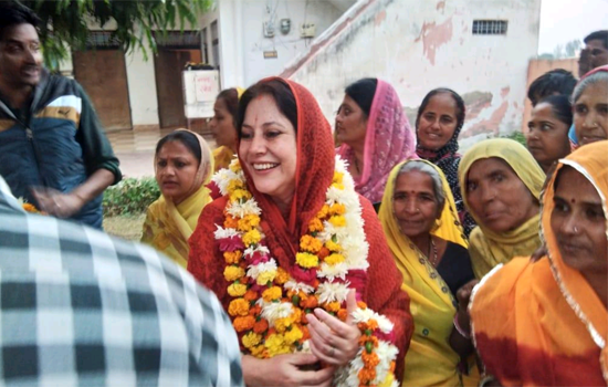 लाडपुरा विधान सभा में कल्पना देवी मतदाताओ की पहली पसंद बनी जम कर होगा लाडपुरा का विकास लाडपुरा विधान सभा में कल्पना देवी मतदाताओ की पहली पसंद बनी जम कर होगा लाडपुरा का विकास