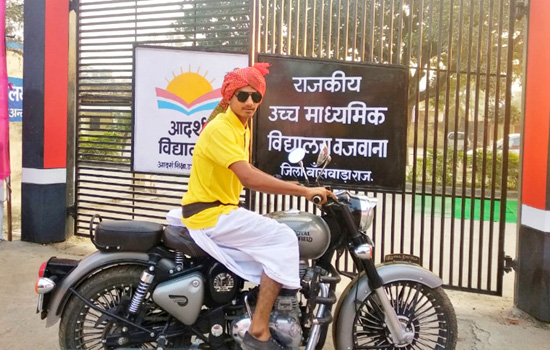 बांसवाड़ा के ‘मतदान उत्सव’ में छाया ’गोटियो’ बांसवाड़ा के ‘मतदान उत्सव’ में छाया ’गोटियो’