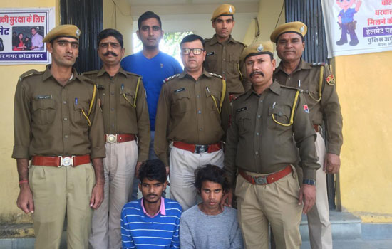 नकली नोट छापने के गौरखधंधे का फंडा फोड नकली नोट छापने के गौरखधंधे का फंडा फोड