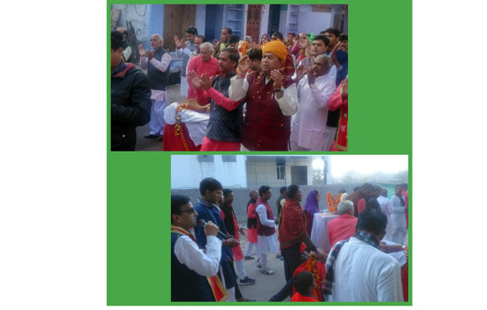 भव्य प्रभात फेरी के साथ मनाया राधा माधव मंदिर का 7 वां स्थापना दिवस