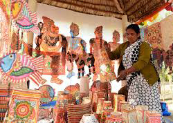 उद्योग व शिल्प मेला शुरू
