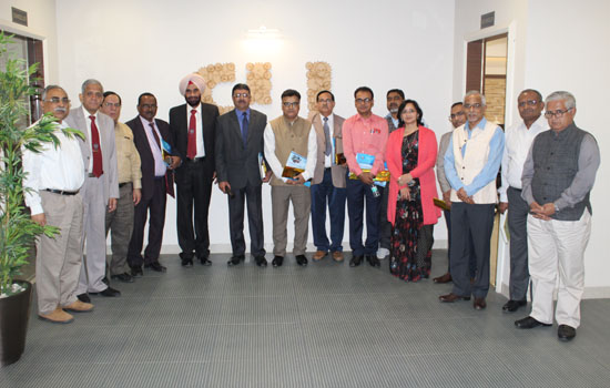 झारखंड के ६ विश्वविद्यालयों के कुलपतियों ने किया  भारतीय स्किल डेवलपमेंट यूनिवर्सिटी का दौरा