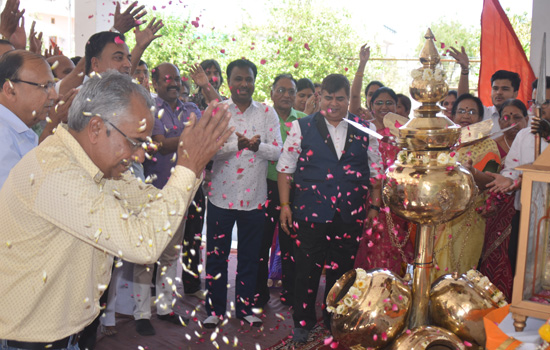 सप्त कला, गणपति पूजन व घट स्थापना के साथ हुआ नवर्वा कार्यक्रमों का आगाज