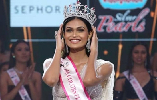 सुमन राव के सिर सजा मिस इंडिया वर्ल्ड 2019 का ताज