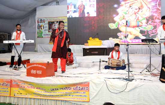 पंचेन्द्रीय मनुष्य को अभ्यास के साथ इन्द्रीयां जागृत करनी होगी - आचार्य वीरेन्द्र कृष्ण