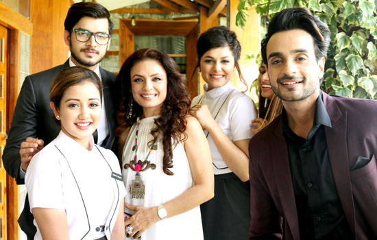 Ishq AaJ Kal is the first web series from Creative Eye Ltd to be aired on ZEE TV from 4th July