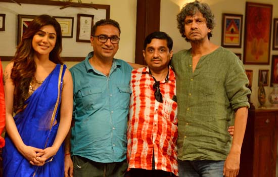 Vijay Raaz and Kangna Sharma in Mona Home Delivery Produced by Sajan Agarwal