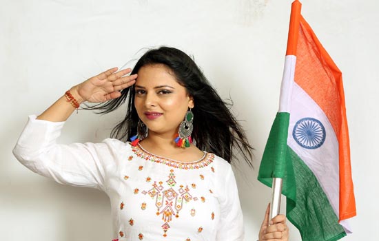 Anupma Chauhan Debuts With A Patriotic Song This Independence Day