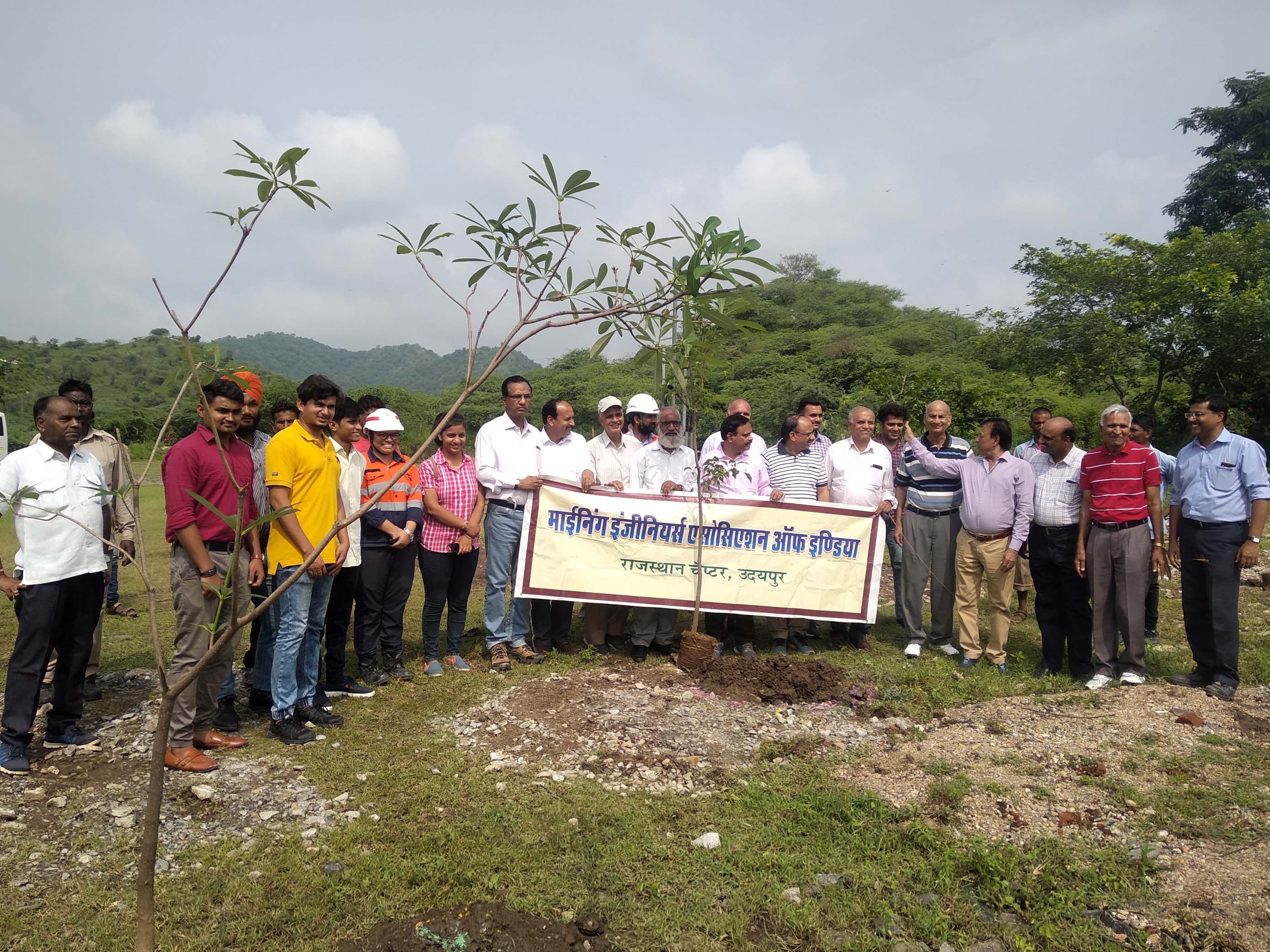 पर्यावरण संरक्षण हेतु जावर माइन्स पर १ वर्ष में ­­­३ लाख पौधे लगाने का लक्ष्य