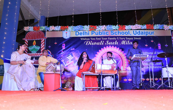 दिल्ली पब्लिक स्कूल उदयपुर ने मनाया दीपावाली स्नेह मिलन समारोह