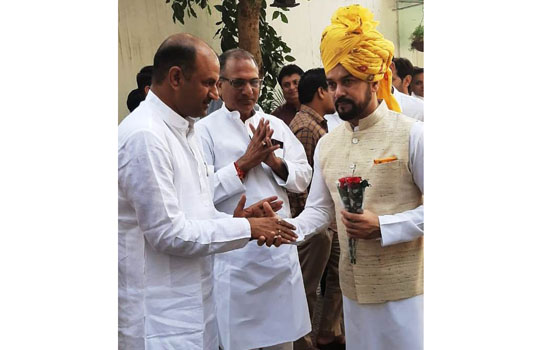सांसद जोशी ने दिल्ली में की केन्द्रीय मंत्रियों से भेंट