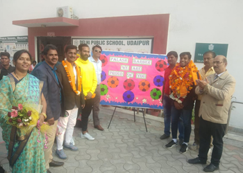 डीपीएस उदयपुर के भारतीय फुटबॉल टीम कप्तान पलाश का उदयपुर पहुँचने पर भव्य स्वागत