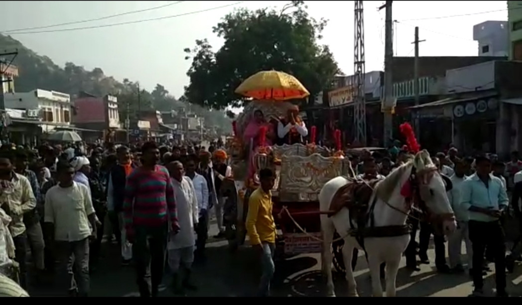 पंचायत समिति बनने पर शोभायात्रा के साथ मीणा का किया भव्य स्वागत