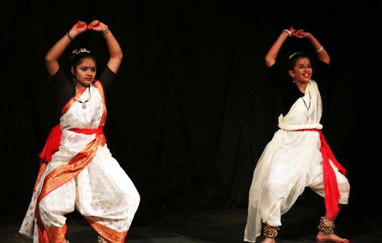 भारतीय लोक कला मण्डल में  ओड़िसी नृत्य की कार्यशाला का भावपूर्ण प्रस्तुतियों के साथ समापन